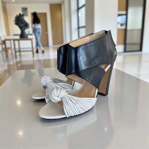 US 7.5 ❤️Made ITALY Bionda Castana‎ Blue White Leather Crossover Booties